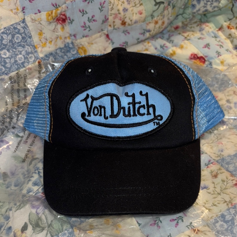 Von Dutch Black and Blue Trucker Hat